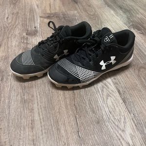 Under armor baseball cleats